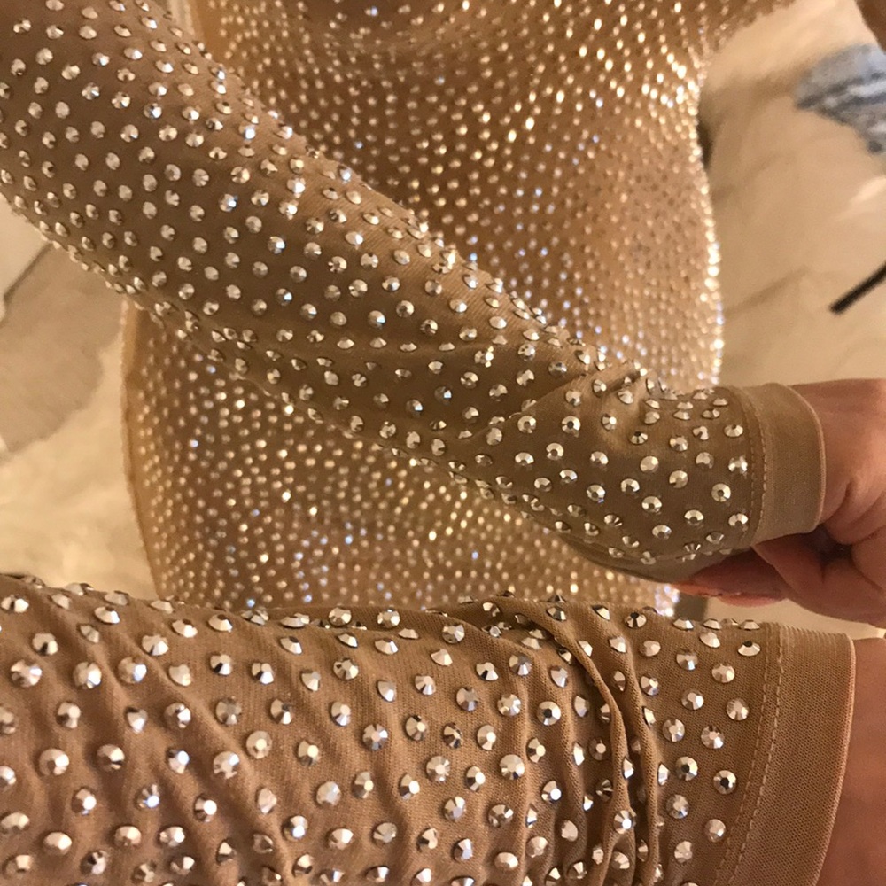 Dress - Picture 4 of 4